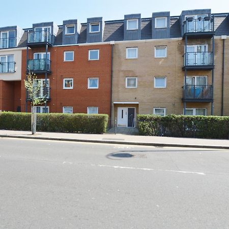 Spacious London Apartment 5 Min Walk To Leytonstone Underground Station And 5 Stops To Zone 1 Kültér fotó