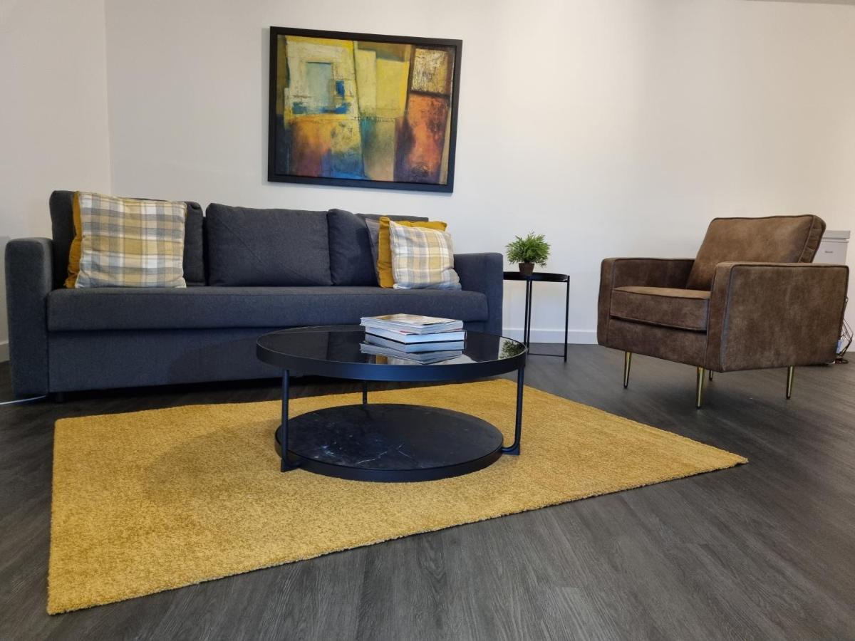 Spacious London Apartment 5 Min Walk To Leytonstone Underground Station And 5 Stops To Zone 1 Kültér fotó