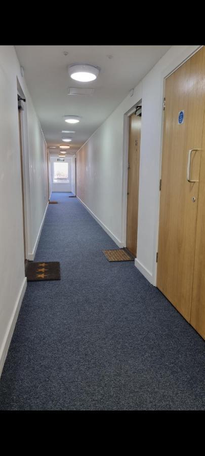 Spacious London Apartment 5 Min Walk To Leytonstone Underground Station And 5 Stops To Zone 1 Kültér fotó